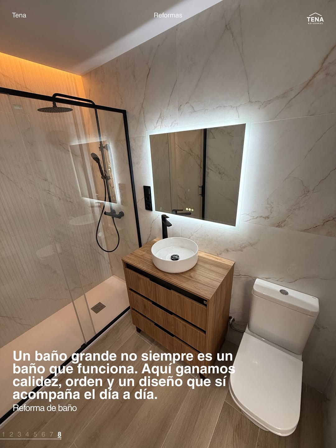Equipo de Tena Reformas trabajando en una reforma de baño